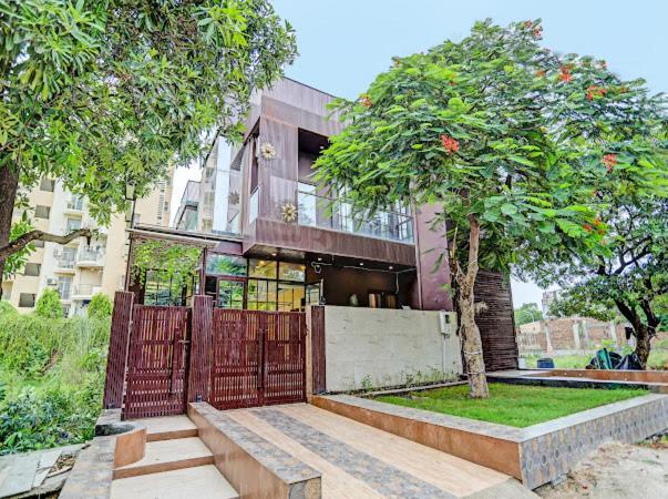Expo View Residency Hotel Greater Noida Exterior photo